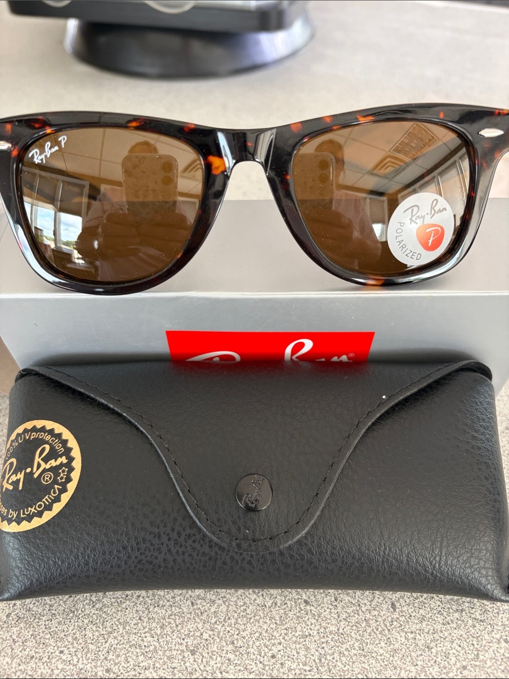 Ray-Ban Wayfarer Tortoiseshell Frame Sunglasses with Brown Lenses